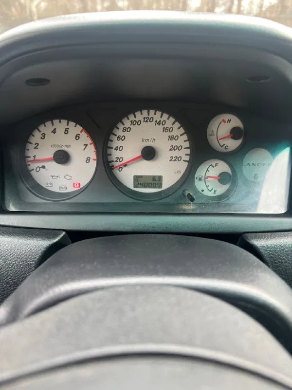 Продам mitsubishi lancer 9, 1.6 мт. 2007г. Пробег-240.000. Донецк, днр
Машина в хорошем состоянии. Донецк, днр
Двигатель работает хорошо, не троит, тяга отличная. Есть небольшие дефекты на кузове, дно не гнилое и без ржавчин. Коробка работает без нареканий. Салон в хорошем, ухоженном состоянии. Я третий хозяин.
Комплектация: с кондиционером, стеклоподъемниками, подогрев сидений, сигнализация, установлен андройд беспроводной аррlе саrрlаy, аndrоid аutо с камерой заднего вида. Установлены новые блоки фар с bi led оптикой (свет отличный). Была замена рулевой рейки 5000км назад. Ходовка перебрана-в отличном состоянии.
Хорошая машина на каждый день.
Цена: 475 000 рублей. Торг у капота.
Тел: +79493733194
📲 Tg: @tyttopreklama
📞 Звоните: +7(949)3733194 - фотография - 3