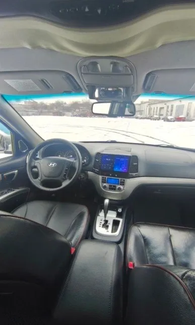 Продам автомобиль - hyundai santa fe 🚘 ➜ год выпуска: 2008 г ➜ пробег: 350.000 км ➜ объём двигателя: 2.2 л, ✅ автомобиль в отличном состоянии, есть летняя резина. в машине работает абсолютно всё! по комплектации: ● климат контроль ● 4 электростеклоподъёмника ● кожаный салон ● люк автомобиль без штрафов и запретов, чистая история! 💰 цена: 1.230.000 рублей. 🏢 город: ясиноватая. ☎ номера телефонов для связи: +79498479737 +79493323682 📞 звоните: +7(949)8479737 - фотография - 3