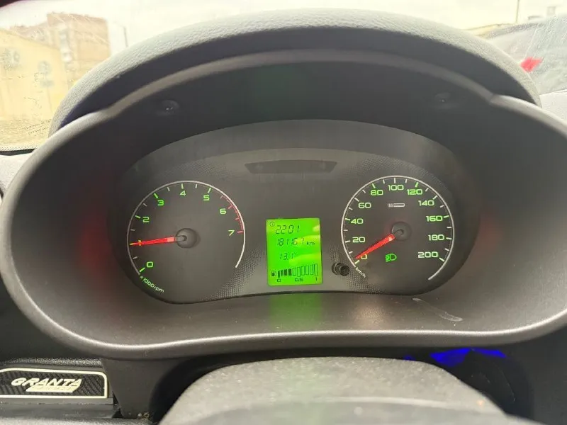 Лада гранта✅ на 8 клопе✅ выпуска 2014 год ✅ пробег 181тыс. ✅ мотор работает хорошо ✅ не дымит, ✅тянет бодро!✅ коробка механика, переключает мягко, без хрустов✅, не выбивает, ✅ не воет! ✅ ходовая не гремит, мягкая! ❗️✅ с элек. .. round-image:url('//telegram. org/img/emoji/40/e29c85.png')">✅ на ss20 стойках!✅ штампы новые, r15 на новой зимней резине! ✅ выхлоп тихий, но приятно звучит, с попкормом!✅ музыка играет норм, ✅стоит хороший андроид качественный ! с задней камерой вида ✅ приятный салон, чистый! 2 этажа led светит очень хорошо! 👌 дно пороги, целые, без гнили! стаканы лонжероны все отлично! 👍 по кузову в порядке, желательно поменять передний бампер, ну или просто покрасить, чуть покоцан! ❗️ по документам, все чисто, без запретов, без штрафов, птс стс дкп все на руках, переоформление без проблем! 180регион по всей информации по номеру:+79495068949 цена 430 - фотография - 9