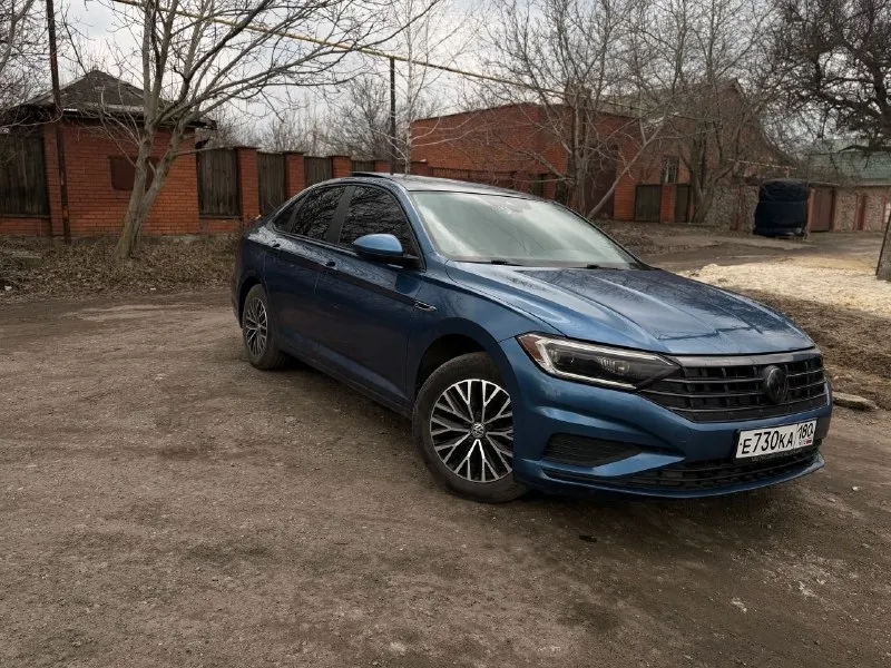 Продам jetta sel 2019 год цена : 1.820 ￼ + торг г. донецк +79494191770 салон в отличном состоянии, по технике без каких либо нареканий. хорошая комплектация! -led передние и задние фары -бесключевой доступ -датчик дождя и света -круиз контроль -2-х зонный климат контроль -подогрев сидений -датчики давления в шинах -контурная подсветка салона с возможностью выбора цвета 📞 звоните: +7(949)4191770 - фотография - 5