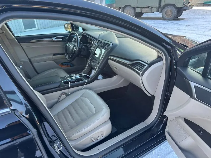 Продам ford fusion (north america) 1.5 ecoboost (181 л. с.) год выпуска 2017 пробег 156000 тысяч км в идеальном состоянии без рыжиков вмятин царапин по двигателю вся идеальная не троит не дымит масло не кушает коробка работает идеально не пинается не греться всё скорости работают идеально подвеска вся обслужена ничего не стучит не гремит по комплектации имеется климат контроль бортовой компьютер круиз контроль подогревы сидений кожаный салон камера заднего вида датчик света датчик дождя и многое другое цена 1 150 000 остальные вопросы по телефону +79493943583 📞 звоните: +7(949)3943583 - фотография - 8