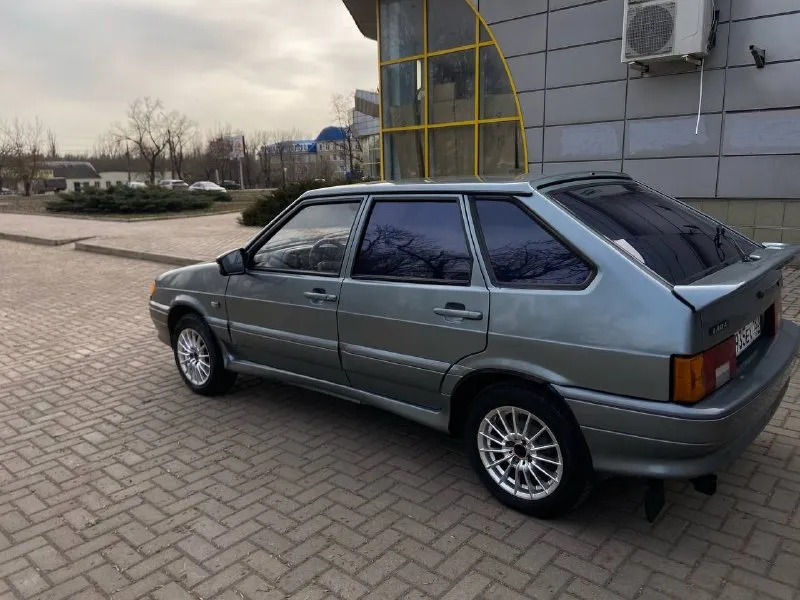 Продается ваз 2114, 2006 года выпуска. автомобиль в отличном техническом и внешнем состоянии. не требует никаких вложений. кузов: целый, без видимых повреждений. двигатель и кпп: работают безупречно, в отличном состоянии. салон: ухоженный и чистый. музыка: установлена качественная аудиосистема. колеса: диски r14 с новой резиной. документы: полный порядок, готовы к переоформлению. цена: 285 000 рублей. телефон для связи: +79490189212 📲 tg: @ulya1124 📞 звоните: +7(949)0189212 - фотография - 1