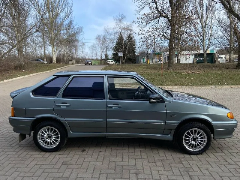 Продается ваз 2114, 2006 года выпуска. автомобиль в отличном техническом и внешнем состоянии. не требует никаких вложений. кузов: целый, без видимых повреждений. двигатель и кпп: работают безупречно, в отличном состоянии. салон: ухоженный и чистый. музыка: установлена качественная аудиосистема. колеса: диски r14 с новой резиной. документы: полный порядок, готовы к переоформлению. цена: 285 000 рублей. телефон для связи: +79490189212 📲 tg: @ulya1124 📞 звоните: +7(949)0189212 - фотография - 2