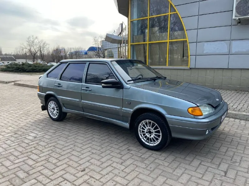 Продается ваз 2114, 2006 года выпуска. автомобиль в отличном техническом и внешнем состоянии. не требует никаких вложений. кузов: целый, без видимых повреждений. двигатель и кпп: работают безупречно, в отличном состоянии. салон: ухоженный и чистый. музыка: установлена качественная аудиосистема. колеса: диски r14 с новой резиной. документы: полный порядок, готовы к переоформлению. цена: 285 000 рублей. телефон для связи: +79490189212 📲 tg: @ulya1124 📞 звоните: +7(949)0189212 - фотография - 9