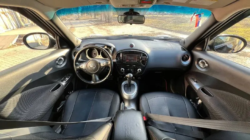 В продаже nissan juke, 2013 г. в. бензин, 1,6. коробка автомат, не вариатор! стоит с nissan tida. состояние отличное. камера заднего вида, парктроник задний. ездила девочка, автомобиль управлялся аккуратно. заменены все расходники. два комплекта резины (зима и лето). разумный торг у капота. подробнее расскажу по телефону или при осмотре. автомобиль находится в мариуполе.850000₽ +79496437234 📲 tg: @koba_fx37 📞 звоните: +7(949)6437234 - фотография - 6