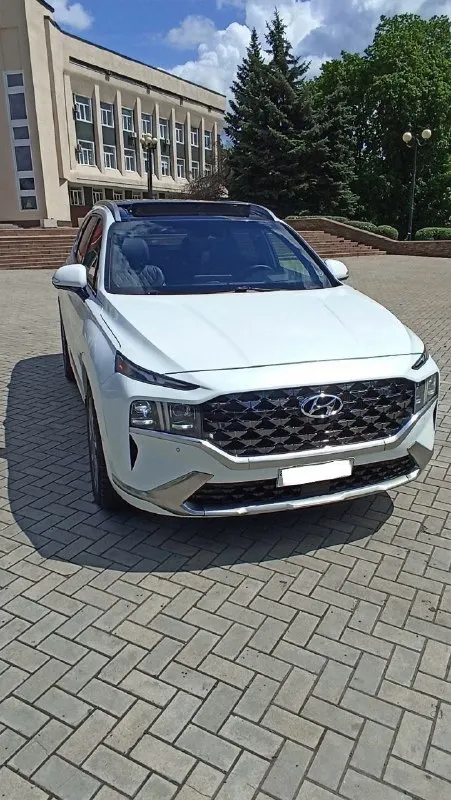 Hyundai santa fe 2021 года 2.5 турбо бензин 281 л. с 8 пробег 90 тыс. км. максимальная комплектация "каллиграфия " цена 3.790.000+торг +79493178673 камеры 360° проекция на лобовое стекло ассистенты движения авто дальний ближ адаптивный круиз подогрев руля подогрев всех сидений включая задние панорама потолок алькантара премиальная музыка гордон кордон автозапуск с брелка двигается в перед назад дистанционно с брелка ( для парковки) и. т.д состояние нового авто! 📞 звоните: +7(949)3178673 - фотография - 1