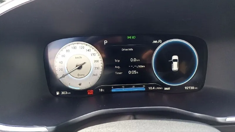 Hyundai santa fe 2021 года 2.5 турбо бензин 281 л. с 8 пробег 90 тыс. км. максимальная комплектация "каллиграфия " цена 3.790.000+торг +79493178673 камеры 360° проекция на лобовое стекло ассистенты движения авто дальний ближ адаптивный круиз подогрев руля подогрев всех сидений включая задние панорама потолок алькантара премиальная музыка гордон кордон автозапуск с брелка двигается в перед назад дистанционно с брелка ( для парковки) и. т.д состояние нового авто! 📞 звоните: +7(949)3178673 - фотография - 7