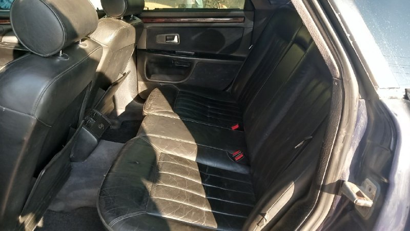 Продается audi a8 d2 1996 г. в. легенда немецкого автопрома. год: 1996 кузов: седан (d2) двигатель: 2.8 бензин кпп: механическая передний привод цвет кузова: тёмно синий машина в хорошем состоянии для своего возраста. все основные системы работают. отличный вариант для ценителя или как первый автомобиль в надежные руки. продажа от собственика обязательно с переоформлением звоните, отвечу на все вопросы. авто находится в горловке цена 400000 рублей номер для связи +79494919568 на этом же номере есть телеграмм 📞 звоните: +7(949)4919568 - фотография - 5