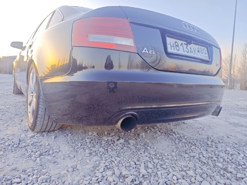 🚘 марка / модель: audi a6 c6 💶 цена: 789.000р, торг у капота. 📮 город: донецк 📅 год выпуска: 2006 📊 пробег: 345.000км ⛽ двигатель (тип, объем): бензин, 3.2 fsi 🔧 тип кпп: автомат 📝 описание: очень хорошая комплектация. для своих лет - отличное состояние, сел и поехал. кузов оцинкованный, без гнили, вздутий и дыр. летняя резина на 18х, зимняя резина на 17х дисках. переоформление без проблем. возможна продажа в кредит. ☎ контактный телефон: +7949-809-98-52(телеграм) - фотография - 5