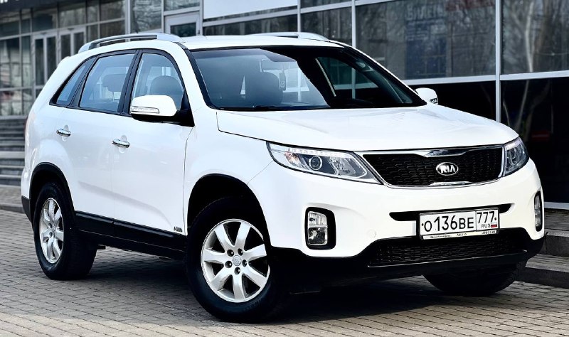 ✅продам kia sorento ✅год:2014 эксплуатация 2015 ✅мотор:2.4л ✅коробка:автомат ✅привод:полный ✅1.владелец🥇 ✅цена:1.670.000₽ 💵торг у авто! ✅номер: +79495011956 или +79491003435 тг и мах на обоих номерах ✅автомобиль в идеальном состоянии без вложений сел и поехал, 🛠️ техническая часть автомобиля в идеальном состоянии на тведрую 5+ коробка и мотор работают отлично мотор без постороних шумов и расхода масла, коробка переключает все передачи без задержки и пенков, кузов автомобиля в превосходнном состоянии соответствует фото😍остекления автомобиля все родное лобовое в том числе👍🏼комплектация полная:кожаный салон, мульти руль, без ключевой доступ, подогревы сидений передних и задних, камера заднего вида, парктроники, кнопка стар стоп, электронная панель щитка, электра зеркала, складывания зеркал, обогрев переднего и заднего стекла, адаптация фар, датчики света давления шин, и многое другое больше информации по телефону! - фотография - 4