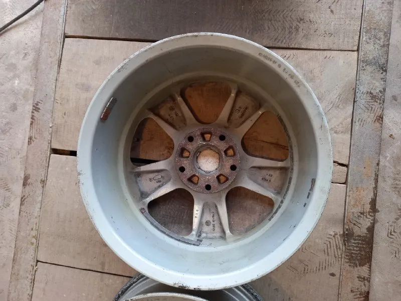 Πpoдaм!!! диски r17 5/130 стояли на volkswagen touareg. ровные без сварки с датчиками. алчeвcк.20 000₽. тopг. +7 959-128-42-88. 📞 звоните: +7(959)1284288 - фотография - 4