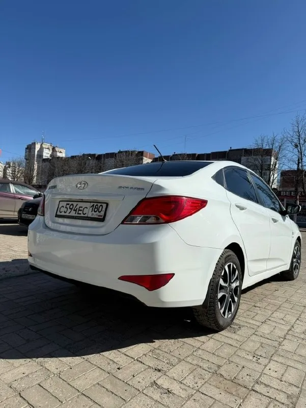 Автор: продам hyundai solaris 2015 года выпуска автомобиль в хорошем техническом состоянии коробка передач: автомат, переключает хорошо, без толчков. в такси не была ❗️❗️❗️ двигатель: 1.6 пробег: 206 тыс ( оригинал, подтверженный автотекой, и состоянием машины) 2 комплекта резины я собственница, перекупам не беспокоить ! обмен не интересует цена:995 000 ( торг) дополнительные вопросы по телефону: +79493833718- валерия. . !!!наш телеграм канал [ бесплатное размещение за репост!!! правила сообщества [ мы в мах [ [ 📞 звоните: +7(949)3833718 - фотография - 5