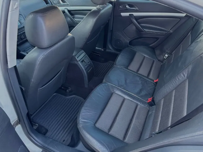 Skoda octavia a5 2005 автомобиль в отличном состоянии. надежный 2-х литровый атмосферный мотор в паре с 6-ступенчатой механикой! масло не расходует, коробка не хрустит и не выбивает. вместительный багажник (лифтбек) технически автомобиль исправен. (есть заказ наряд последних работ) кузов в родном окрасе! салон отлично сохранился! не порванный, не затертый. кожа в хорошем состоянии. электрика в штатном режиме, всё работает климат-контроль работает отлично. без дтп. юридический чист, готов к оформлению цена 690.000₽ торг +79496433509 г. мариуполь 📞 звоните: +7(949)6433509 - фотография - 10