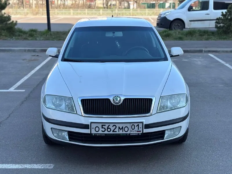 Skoda octavia a5 2005 автомобиль в отличном состоянии. надежный 2-х литровый атмосферный мотор в паре с 6-ступенчатой механикой! масло не расходует, коробка не хрустит и не выбивает. вместительный багажник (лифтбек) технически автомобиль исправен. (есть заказ наряд последних работ) кузов в родном окрасе! салон отлично сохранился! не порванный, не затертый. кожа в хорошем состоянии. электрика в штатном режиме, всё работает климат-контроль работает отлично. без дтп. юридический чист, готов к оформлению цена 690.000₽ торг +79496433509 г. мариуполь 📞 звоните: +7(949)6433509 - фотография - 2