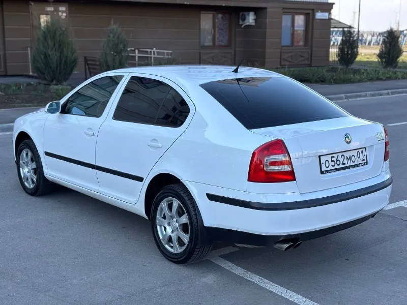 Skoda octavia a5 2005 автомобиль в отличном состоянии. надежный 2-х литровый атмосферный мотор в паре с 6-ступенчатой механикой! масло не расходует, коробка не хрустит и не выбивает. вместительный багажник (лифтбек) технически автомобиль исправен. (есть заказ наряд последних работ) кузов в родном окрасе! салон отлично сохранился! не порванный, не затертый. кожа в хорошем состоянии. электрика в штатном режиме, всё работает климат-контроль работает отлично. без дтп. юридический чист, готов к оформлению цена 690.000₽ торг +79496433509 г. мариуполь 📞 звоните: +7(949)6433509 - фотография - 4