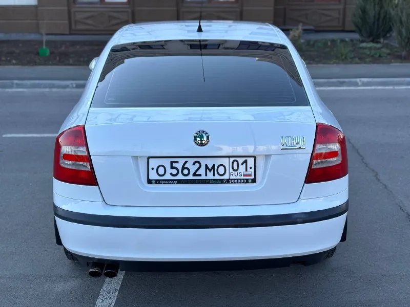 Skoda octavia a5 2005 автомобиль в отличном состоянии. надежный 2-х литровый атмосферный мотор в паре с 6-ступенчатой механикой! масло не расходует, коробка не хрустит и не выбивает. вместительный багажник (лифтбек) технически автомобиль исправен. (есть заказ наряд последних работ) кузов в родном окрасе! салон отлично сохранился! не порванный, не затертый. кожа в хорошем состоянии. электрика в штатном режиме, всё работает климат-контроль работает отлично. без дтп. юридический чист, готов к оформлению цена 690.000₽ торг +79496433509 г. мариуполь 📞 звоните: +7(949)6433509 - фотография - 5