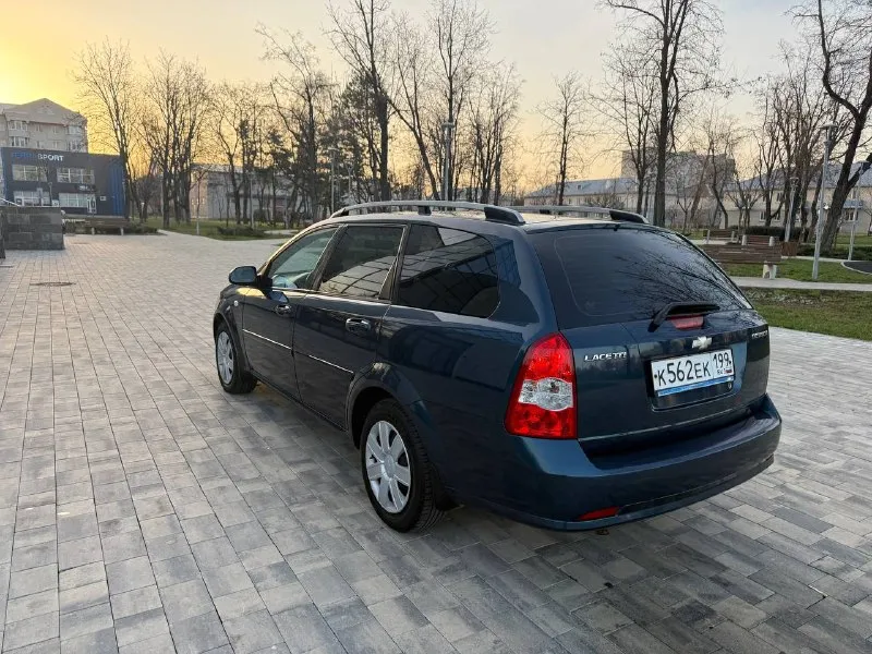Продам chevrolet lacetti универсал 2008 год 1,6 мкпп пробег 123000 тыс автомобиль в идеальном состоянии один собственник пенсионер кузов не красился все родное стекла все заводские салон состояние близко к новому в машине никогда не курили техническая часть обслужена было сделана большое то обслужина тормозная система замена комплекта грм с помпой вложений никаких не требует отличная летняя резина nokian два комплекта ключей, в авто все работает на 5+ осмотр город мариуполь цена 685000 тыс руб по всем вопросам звоните +79497221071
📞 Звоните: +7(949)7221071 - фотография - 4