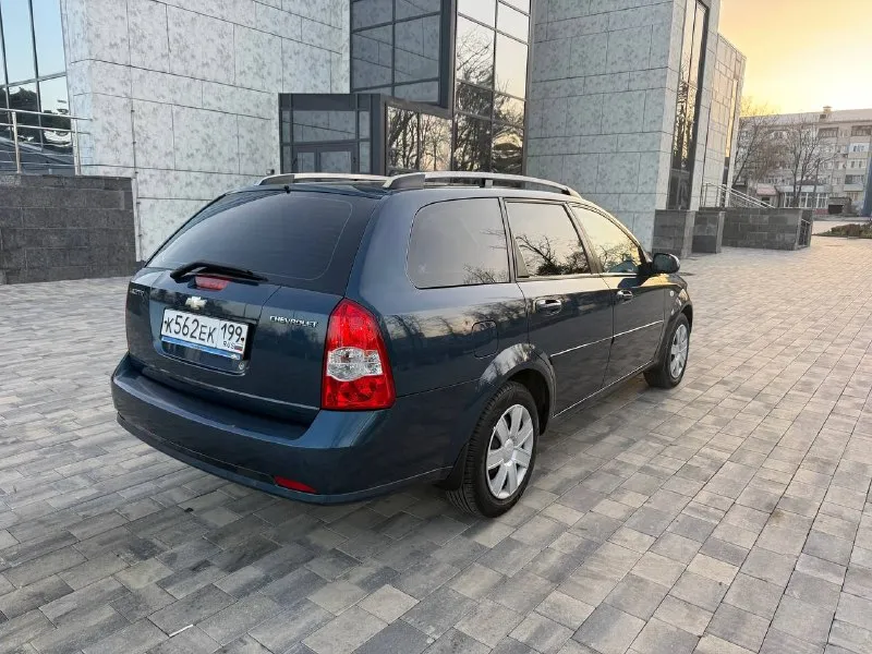 Продам chevrolet lacetti универсал 2008 год 1,6 мкпп пробег 123000 тыс автомобиль в идеальном состоянии один собственник пенсионер кузов не красился все родное стекла все заводские салон состояние близко к новому в машине никогда не курили техническая часть обслужена было сделана большое то обслужина тормозная система замена комплекта грм с помпой вложений никаких не требует отличная летняя резина nokian два комплекта ключей, в авто все работает на 5+ осмотр город мариуполь цена 685000 тыс руб по всем вопросам звоните +79497221071
📞 Звоните: +7(949)7221071 - фотография - 5