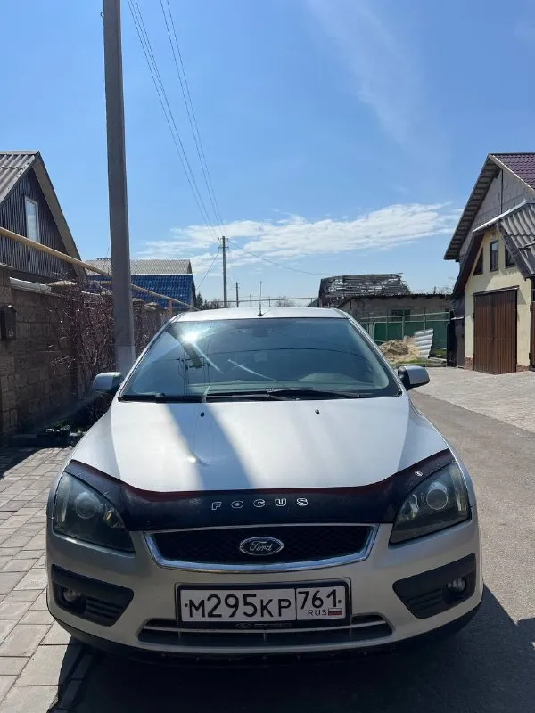 Продам ford focus 2 год: 2006 двигатель 1.8 125лс газ/бензин работает отлично, газ недавно обслужен, очень экономная езда! по ходовой недавно обслужена делать ничего не нужно, кузов в достойном состоянии не гнилой, пороги, днище целое делать ничего не нужно, в серьезных дтп не был! на автомобиле установлена линзовая оптика светит шикарно, фары затянуты в бронепленку! комплектация комфортная с подогревами сидений, лобового, зеркал, эл. фары, эл. зеркала, дисковые тормоза в круг, центральный замок, андроид дисплей 4/64, к нему подключен усилитель на все динамики. документы чистые, тех осмотр есть! торг есть цена: 535000 мариуполь звоните: +79496463727 - фотография - 5