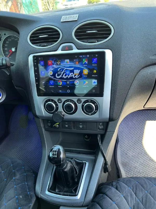 Продам ford focus 2 год: 2006 двигатель 1.8 125лс газ/бензин работает отлично, газ недавно обслужен, очень экономная езда! по ходовой недавно обслужена делать ничего не нужно, кузов в достойном состоянии не гнилой, пороги, днище целое делать ничего не нужно, в серьезных дтп не был! на автомобиле установлена линзовая оптика светит шикарно, фары затянуты в бронепленку! комплектация комфортная с подогревами сидений, лобового, зеркал, эл. фары, эл. зеркала, дисковые тормоза в круг, центральный замок, андроид дисплей 4/64, к нему подключен усилитель на все динамики. документы чистые, тех осмотр есть! торг есть цена: 535000 мариуполь звоните: +79496463727 - фотография - 8