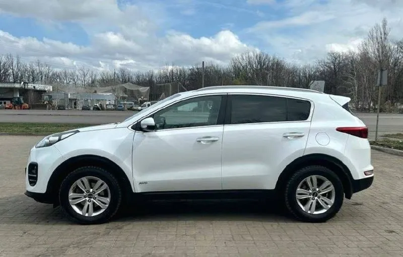 🚗🅰️🅰️киа спортедж 📅год выпуска: 2017 📦кпп: автомат ⚙️двигатель:2.0л 💴цена: 1.699т₽ 🗺️пробег:120.000 км объем 2.0 -полностью обслужена -усилитель руля -4 эл стеклоподъёмника - зеркала с подогревом и эл складыванием -датчик света -датчик дождя -мультируль -акустика, aux, usb -камера задниго вида - подушки безопасности (airbag), abs, esp. звоните: +79495206779 +79494660985 - фотография - 5