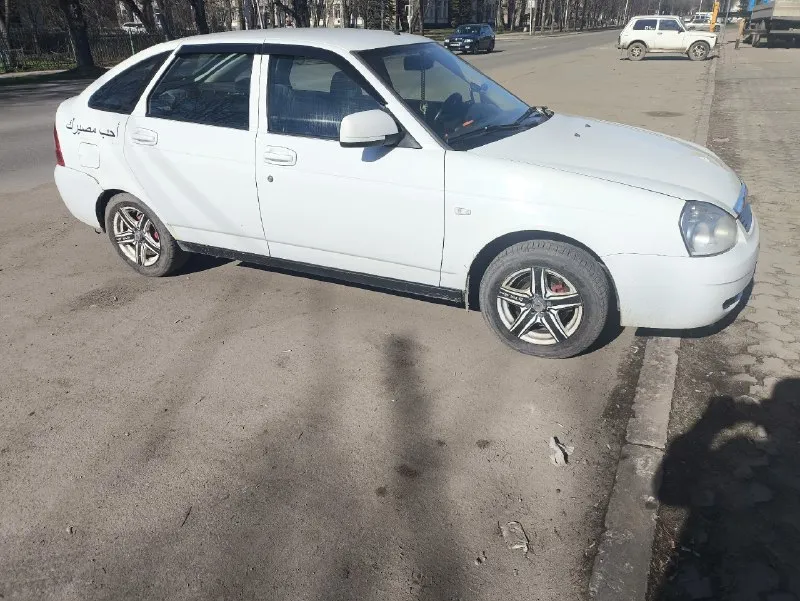 Продам или обменяю ваз приора 2012года. кузов не гнилой ровный. 126 тянет отлично. ходовка в круг ss20. кпп идеально. комплектация. 2 эсп 1 подушка безопасности электроусилитель руля электронная педаль кондиционер рабочий заправлен электро боковые зеркала доводчик стеклоподъёмника задние противотуманки обращаться в лс или по номеру телефона +79591872619 +79595133496 📞 звоните: +7(959)1872619 - фотография - 2