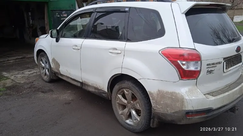 Продам после дтп subaru форестер 2013 года (американец) под разбор или восстановление. пробег 190т. мл. состояние кузова видно на фото. машина на ходу, технически все исправно. хочу 400 т. р. (торг). +79493175416 📞 звоните: +7(949)3175416 - фотография - 3