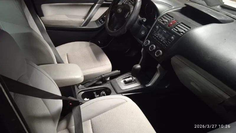 Продам после дтп subaru форестер 2013 года (американец) под разбор или восстановление. пробег 190т. мл. состояние кузова видно на фото. машина на ходу, технически все исправно. хочу 400 т. р. (торг). +79493175416 📞 звоните: +7(949)3175416 - фотография - 5