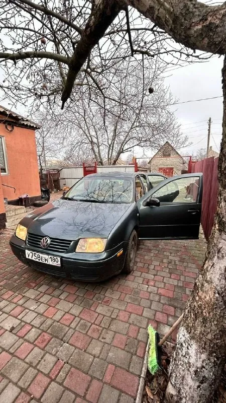 Автор: харцызск продам volkswagen джетта 2003 ✅ автомат ✅ рабочий кондер ✅ чистые документы ✅ евро-4 цена 450т. р 🔥🔥🔥 ☎️ +79494102421.. !!!наш телеграм канал [ бесплатное размещение за репост!!! правила сообщества [ мы в мах [ [ 📞 звоните: +7(949)4102421 - фотография - 3