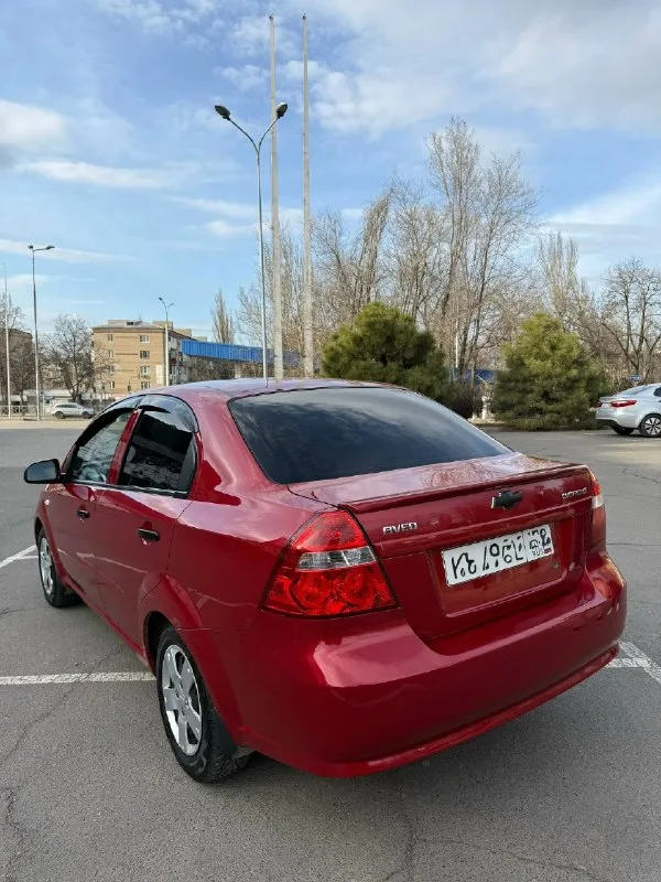 Chevrolet aveo ( chevrolet авео) двигатель 1.4 мт пробег родной 206.000км комплектация с кондиционером (заправлен и работает отлично) в родном окрасе! Кузов оцинкован! Корейская сборка. За машиной следили и любили! Всегда обслуживалась во время. Двигатель шепчет, масло не расходует - от замены до замены. Коробка, сцепление на отлично машина без единого минуса, все сделано и обслужено. Ходовка мягкая, ничего не бьет и не хрустит. Установлен автозапуск комплектация с усилителем руля, кондиционером, стеклоподъемниками и тд. Ограничений и штрафов нет! Переоформление без проблем. Все подробности по телефону +79494679034 цена: 560.000 торг есть. Донецк
📞 Звоните: +7(949)4679034 - фотография - 3