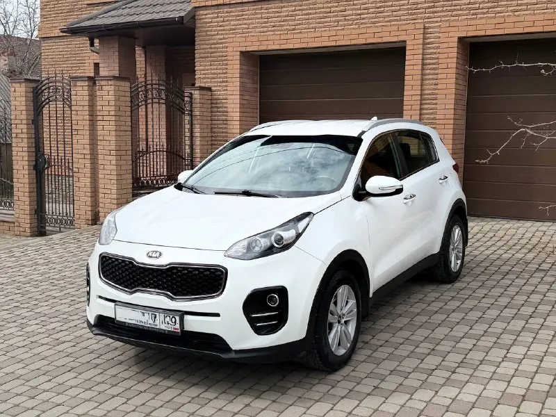 В продаже
Kia sportage
Год выпуска 2018
В шикарном цвете белый жемчуг
Кузов весь в заводском окрасе
Готов к любым проверкам
Мотор работает идеально
Без посторонних звуков
Ходовая часть вся обслужена
Все то проводились во время
Все масла все фильтра все заменено
Днище как новое
Салон ухожен
Два ключа
Два комплетка колёс
Автомобиль в идеальном состоянии
С родным пробегом 184 тсч
Все стёкла заводские
По электронной части все работает
Стоит хорошая музыка
Камера заднего вида
Цена за данный автомобиль

1 760 000
Небольшой торг
Номер телефона
+79495098886 - фотография - 1