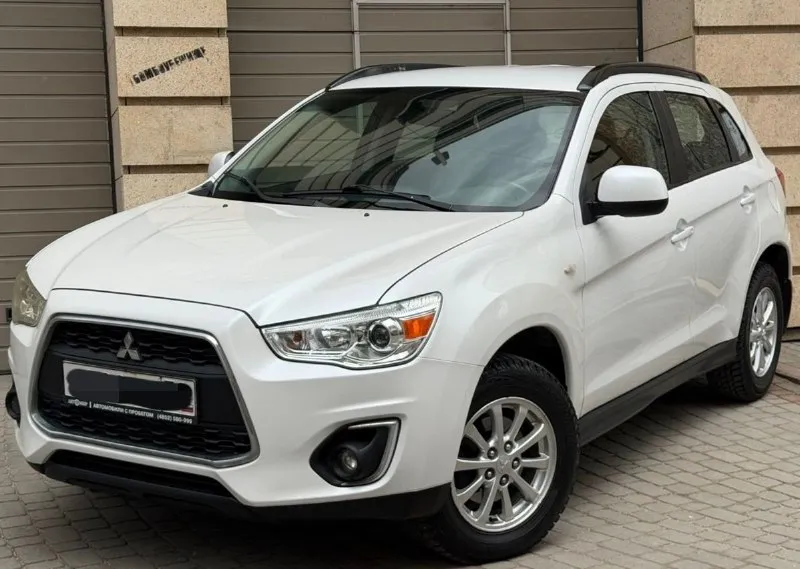 Продам mitsubishi asx рестайлинг, 2014 года выпуска, объем двигателя 1.6 117 л. С, кпп механика (самая надёжная связка в линейке), родной пробег 155.000 км родной!, 1 хозяин, без дтп, в родном окрасе!, состояние автомобиля не выразить на фото, без каких-либо нюансов!, идеальное состояние. Автотека ✅

Комплектация: подогрев сидений, 4 стеклоподъёмника, кондиционер, подогрев стёкол, abs esp, мультимедиа с хорошим звуком, aux, бортовой компьютер, складывание зеркал, и многое другое для комфортного вождения.

Авто обслуживался всегда по регламенту, на данный момент полностью обслужен, не требует вложений от слова совсем!, 2 комплекта колес.

Очень надёжный японский красовер, комфортабельный и вместительный, за машиной ухаживал.

По документам любой вид оформления.

Цена 1.080.000р

Номер телефона
+7949-564-47-36
+7949693-58-50 - фотография - 1