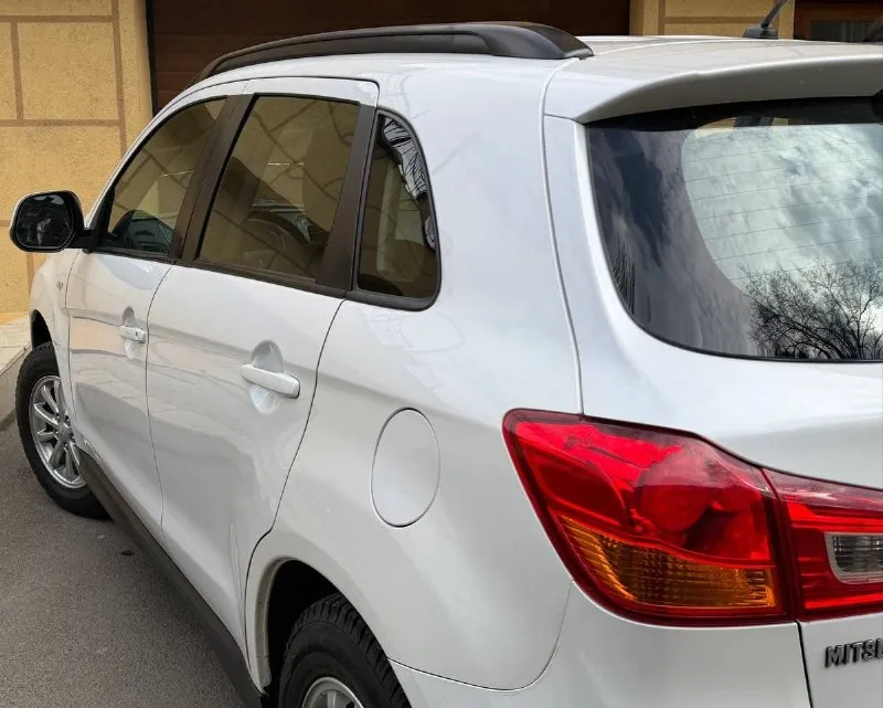 Продам mitsubishi asx рестайлинг, 2014 года выпуска, объем двигателя 1.6 117 л. С, кпп механика (самая надёжная связка в линейке), родной пробег 155.000 км родной!, 1 хозяин, без дтп, в родном окрасе!, состояние автомобиля не выразить на фото, без каких-либо нюансов!, идеальное состояние. Автотека ✅

Комплектация: подогрев сидений, 4 стеклоподъёмника, кондиционер, подогрев стёкол, abs esp, мультимедиа с хорошим звуком, aux, бортовой компьютер, складывание зеркал, и многое другое для комфортного вождения.

Авто обслуживался всегда по регламенту, на данный момент полностью обслужен, не требует вложений от слова совсем!, 2 комплекта колес.

Очень надёжный японский красовер, комфортабельный и вместительный, за машиной ухаживал.

По документам любой вид оформления.

Цена 1.080.000р

Номер телефона
+7949-564-47-36
+7949693-58-50 - фотография - 6