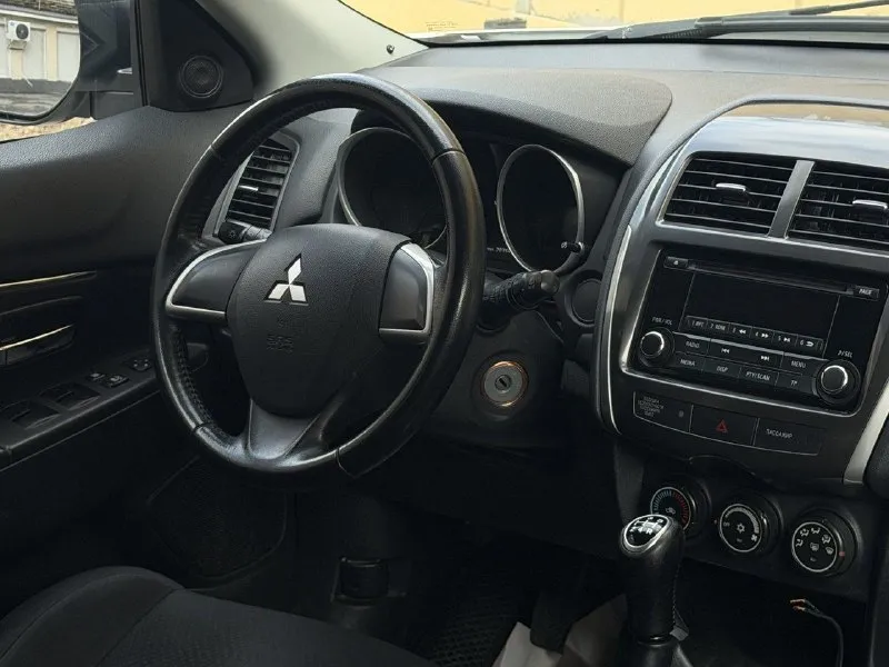 Продам mitsubishi asx рестайлинг, 2014 года выпуска, объем двигателя 1.6 117 л. С, кпп механика (самая надёжная связка в линейке), родной пробег 155.000 км родной!, 1 хозяин, без дтп, в родном окрасе!, состояние автомобиля не выразить на фото, без каких-либо нюансов!, идеальное состояние. Автотека ✅

Комплектация: подогрев сидений, 4 стеклоподъёмника, кондиционер, подогрев стёкол, abs esp, мультимедиа с хорошим звуком, aux, бортовой компьютер, складывание зеркал, и многое другое для комфортного вождения.

Авто обслуживался всегда по регламенту, на данный момент полностью обслужен, не требует вложений от слова совсем!, 2 комплекта колес.

Очень надёжный японский красовер, комфортабельный и вместительный, за машиной ухаживал.

По документам любой вид оформления.

Цена 1.080.000р

Номер телефона
+7949-564-47-36
+7949693-58-50 - фотография - 7