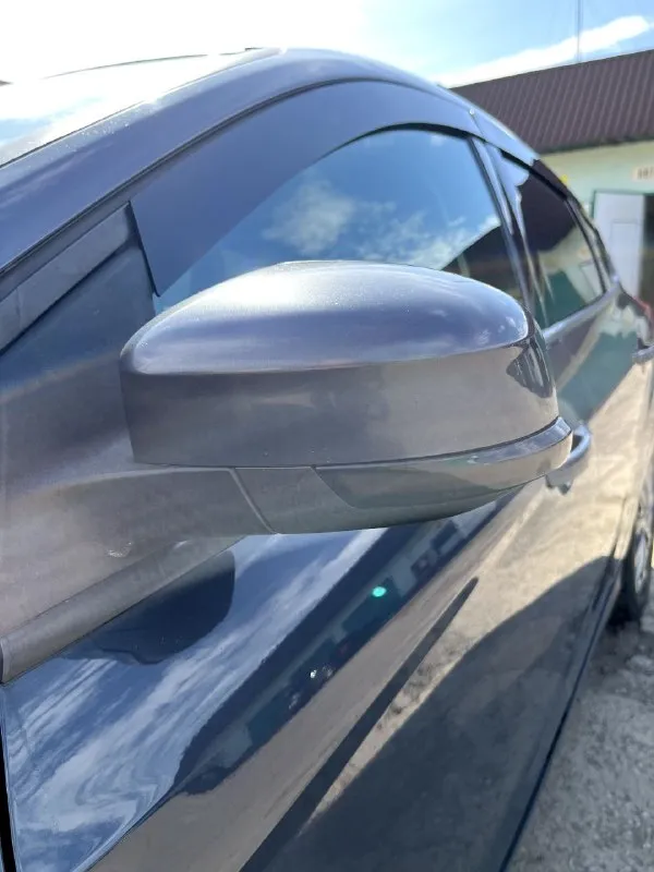 Продаётся ford focus 3 1.6л, 105л. с. 2012 года, 203000км пробег в хорошем состоянии. делать ничего не нужно, по ходовке, по салону в отличном состоянии, кузов без гнили и рыжиков. масло меняю каждые 5000км, стоят biled линзы в фарах и led линзы в птф. стоит шустрая android магнитола 6/128, также установлена приборная панель с большим цветным экраном. также в авто имеется зимний пакет-обогрев лобового стекла, форсунок омывателя, зеркал заднего вида и обогрев передних сидений. зашумленны 4 двери и поменяны штатные динамики. все кнопки работают, печка греет, кондиционер холодит. за машину уверен, не подводила никогда, готов на любые проверки. все вопросы по ☎️ +79493133991. цена 780 т. р, торг реальному покупателю у капота, макеевка. 📞 звоните: +7(949)3133991 - фотография - 3