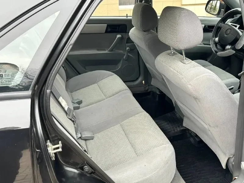 Здравствуйте 🤝 срочно 🚨 продам chevrolet latte год выпуска 2012 комплектация: кондиционер подогрев сидений датчики дождя датчики света регулировка зеркал качественная заводская аудио система учет 🇷🇺 документы в полном порядке 1 хозяин с автосалона описание: автомобиль в прекрасном состояние вложений не каких не требует сел и в любой рейс уехал, кузов не бит не крашен ✅ без рыжиков. даже нет намека ! гнили нет ! дно пороги не варенные всё целое гнили по машине абсолютно нет двигатель 1.6 работает отлично не дымит не троит масло не ест коробка передач не хрустит не выбивает ходовая часть на 5+ едит не слышно ! салон опрятный не прокуренный эксплуатация бережная все остальные вопросы по телефону 📲 цена автомобиля 555000 тысяч рублей реальному покупателю торг у капота ! номер для связи +7949-481-83-98 телеграмм +7949-442-59-17 звонить в любое время ! 📲 tg: светлана кожух 📞 звоните: +7(949)4818398 📞 звоните: +7(949)4818398 - фотография - 6