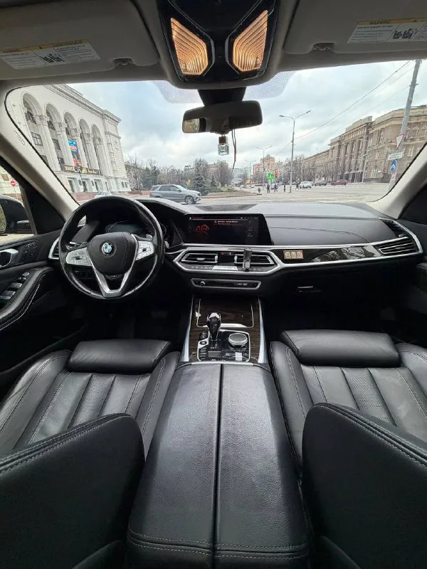 Bmw x7 2021г. 118.000пробег. полностью сделано то. обслуживался только в ростове на bmw. есть все отчеты и чеки. состояние идеальное. 7.500.000 торг. +79496108043 - фотография - 6