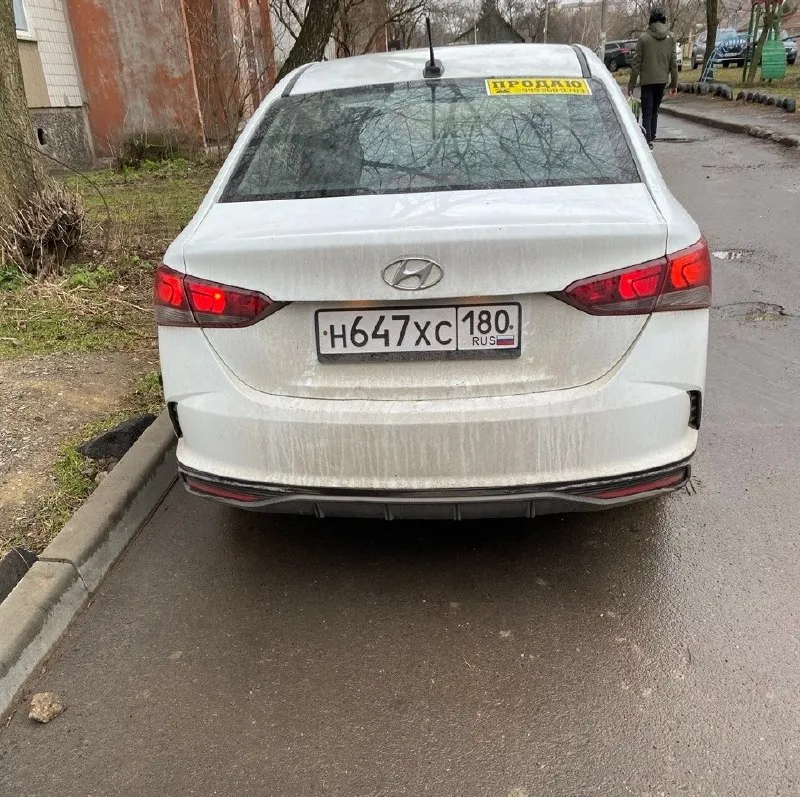 Hyundai solaris конец 2020 г 2 рестайлинг продаётся живая рабочая машина, по технической части, 5 из 5 -и, безопасность на месте! нет подтеков, запотеваний, масложора пробег 158 тыс. км (автотекой и состоянием рабочих узлов подтверждено) 1,4 автомат 2 ключа стекла завод менялось переднее левое крыло, остальное все родное в заводском окрасе. по технике полный идеал! коробка 6 ступеней листает мягко, двигатель вообще не слышно как работает! подвеска в идеале доки в порядке, без запретов и залогов. ошибок нет 16.03 поменял масла фильтра и сделал эндоскоп-никаких задиров, все в идеале! +79493688783 кирилл цена 960 тыс на учете на мне 📞 🇷🇺 звоните: +79493688783 - фотография - 1
