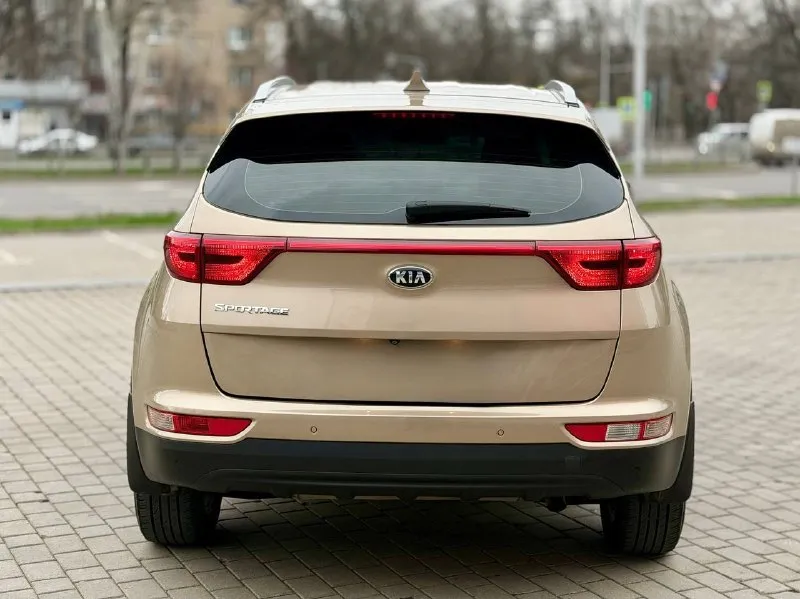 Kia sportage официал!!!
2017Г бензин 2.0 автомат
Автомобиль в хорошем состоянии!!!!
С хорошей комплектацией
Есть все для комфортного вождения!
Парктроник передние задние,
Подогрев сидений передних и задних,
Камера заднего вида,
Монитор,
Климат - контроль,
Круиз- контроль,
Мульти руль,
Авто свет,
Датчик дождя,
Авто запуск сигнализация star/line,
Два ключа,
4Wd подключаемый полный привод,
С документами полный порядок!
Переоформление в мрэо!
Диагностическая карта есть!!!
Тех осмотр не нужен!!!!!
Цена 1,825₽
Все вопросы по тел+79494681080
📲 Tg: дмитрий
📞 Звоните: +7(949)4681080 - фотография - 5