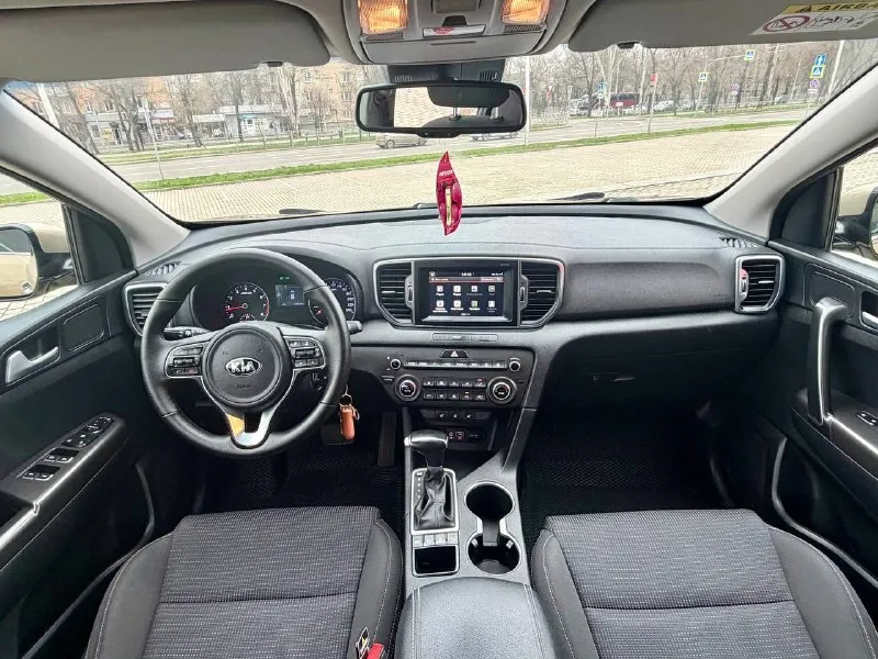 Kia sportage официал!!!
2017Г бензин 2.0 автомат
Автомобиль в хорошем состоянии!!!!
С хорошей комплектацией
Есть все для комфортного вождения!
Парктроник передние задние,
Подогрев сидений передних и задних,
Камера заднего вида,
Монитор,
Климат - контроль,
Круиз- контроль,
Мульти руль,
Авто свет,
Датчик дождя,
Авто запуск сигнализация star/line,
Два ключа,
4Wd подключаемый полный привод,
С документами полный порядок!
Переоформление в мрэо!
Диагностическая карта есть!!!
Тех осмотр не нужен!!!!!
Цена 1,825₽
Все вопросы по тел+79494681080
📲 Tg: дмитрий
📞 Звоните: +7(949)4681080 - фотография - 9