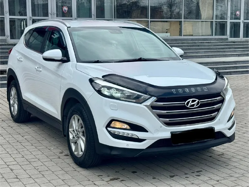 Hyundai tucson официал 2017 год выпуска двигатель 2.0 бензин коробка автомат 4wd (полный привод ) автомобиль в хорошем состоянии кузов без дтп, весь в заводском окрасе !!! двигатель, коробка, ходовая на 5 машина не требует не каких вложений, готов на любые проверки с вашей стороны ! максимальная комплектация, бесключевой доступ (start-stop) кожаный салон, роздельный климат-контроль, круиз-контроль, датчики света, и дождя, подогревы всех сидений, подогрев руля, зеркал, и стекл, большой монитор с камерой заднего вида, и многое другое… с документами полный порядок, могу присутствовать в мрэо для подного переоформления на вас. ! г. донецк цена 1.870 тыс. ₽ звоните остальное по тел. +79495210905 📞 🇷🇺 звоните: +79495210905 - фотография - 6