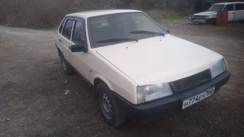 Продам ваз 21099.состояние хорошее. стоит на учёте на 5 лет. сел поехал. цена 75 тысяч рублей. +79497076567. +79920465926 📲 tg: е. а. 📞 звоните: +7(949)7076567 - фотография - 2