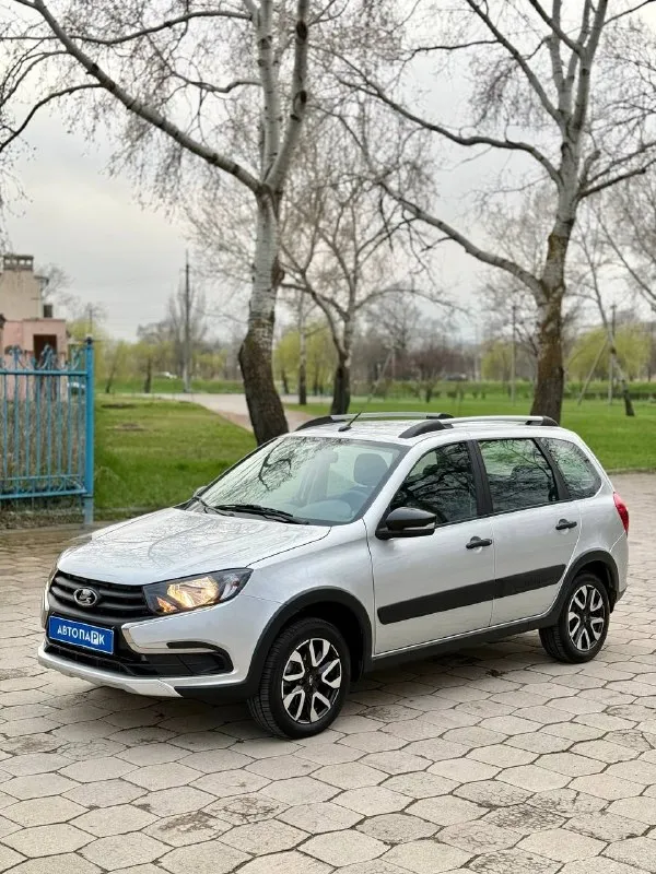 🆕 новая lada granta cross 🆕 ‼️ уже в мариуполе‼️ 💰цена: 1 280 000р 🏢город: мариуполь 📅год выпуска: 2026 🧾пробег: 16 км. ⚙️двигатель: 1.6 ⛽топливо: бензин ⚙️кпп: механика - фотография - 1