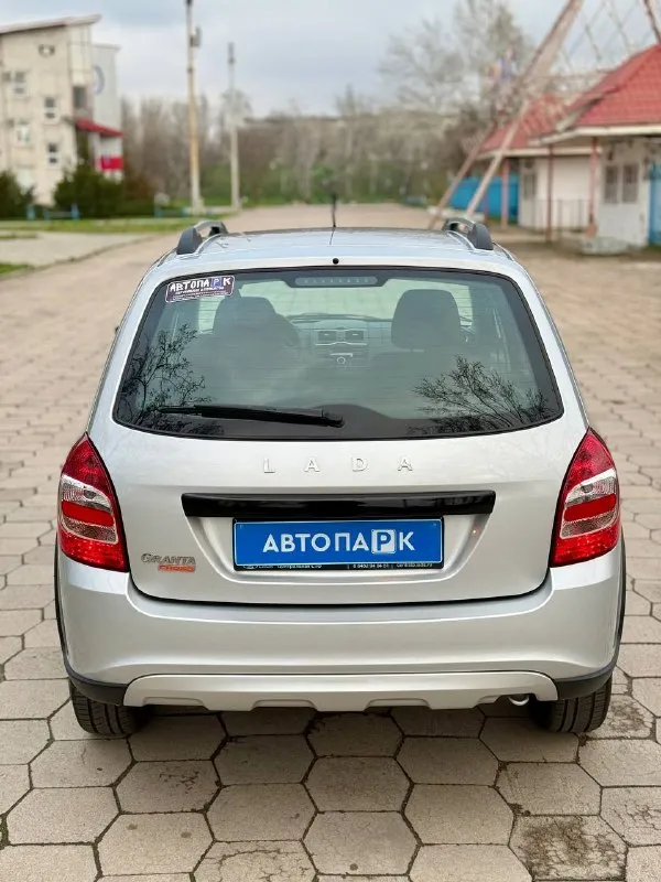 🆕 новая lada granta cross 🆕 ‼️ уже в мариуполе‼️ 💰цена: 1 280 000р 🏢город: мариуполь 📅год выпуска: 2026 🧾пробег: 16 км. ⚙️двигатель: 1.6 ⛽топливо: бензин ⚙️кпп: механика - фотография - 5