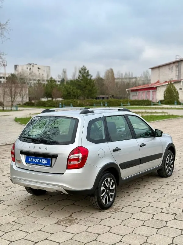 🆕 новая lada granta cross 🆕 ‼️ уже в мариуполе‼️ 💰цена: 1 280 000р 🏢город: мариуполь 📅год выпуска: 2026 🧾пробег: 16 км. ⚙️двигатель: 1.6 ⛽топливо: бензин ⚙️кпп: механика - фотография - 6