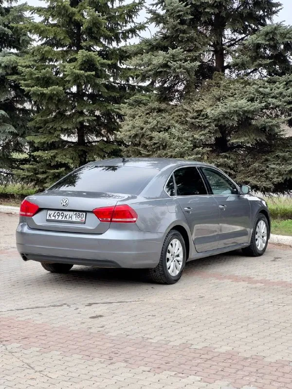 Volkswagen passat b7 usa год выпуска 2015 двигатель 1.8 трубо бензин пробег 140 000 миль автомат aisin цена 1 000 000 руб телефон +79493330237 📲 tg: @marvelauto180 📞 звоните: +7(949)3330237 - фотография - 5