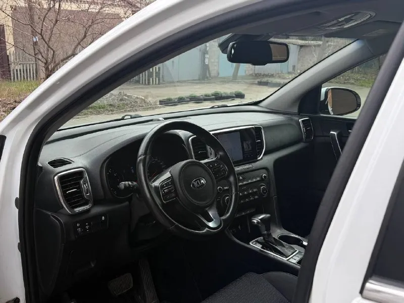 В продаже
Kia sportage
Год выпуска 2017
В шикарном цвете белый жемчуг
Кузов весь в заводском окрасе
Готов к любым проверкам
Мотор работает идеально
Без посторонних звуков
Ходовая часть вся обслужена
Все то проводились во время
Все масла все фильтра все заменено
Днище как новое
Салон ухожен
Два ключа
Два комплетка колёс
Автомобиль в идеальном состоянии
С родным пробегом 184 тсч
Все стёкла заводские
По электронной части все работает
Стоит хорошая музыка
Камера заднего вида
Цена за данный автомобиль
1 760 000
Небольшой торг
Номер телефона
+79495098886 - фотография - 7