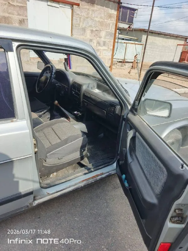 📍в продаже📍 волга 3110, 2003 года🎖️ змз-402 карбюратор, обьемом 2.4л бензин + на полном успешном ходу, по технике во внимании не нуждается одна из причин(проблема с порогами, требует сварки) полное переоформление! цена 250т💰 торг приветствуется!💸 +79496409931 📞 звоните: +7(949)6409931 - фотография - 7