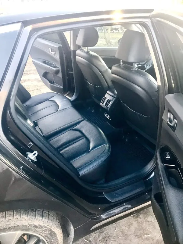 Продам kia optima 2016 декабрь без дтп в родном окрасе с салона в броне пленке весь кузов салон кожа двигатель бензин 2.0 ( 150 л. с) автомат высокий уровень шумоизоляции мягкая подвеска в салоне не курили автомобиль полностью обслужен 1.750 торг уместен все вопросы по телефону + 79591162701 осмотр г. свердловск (лнр) 📞 звоните: +7(959)1162701 - фотография - 4