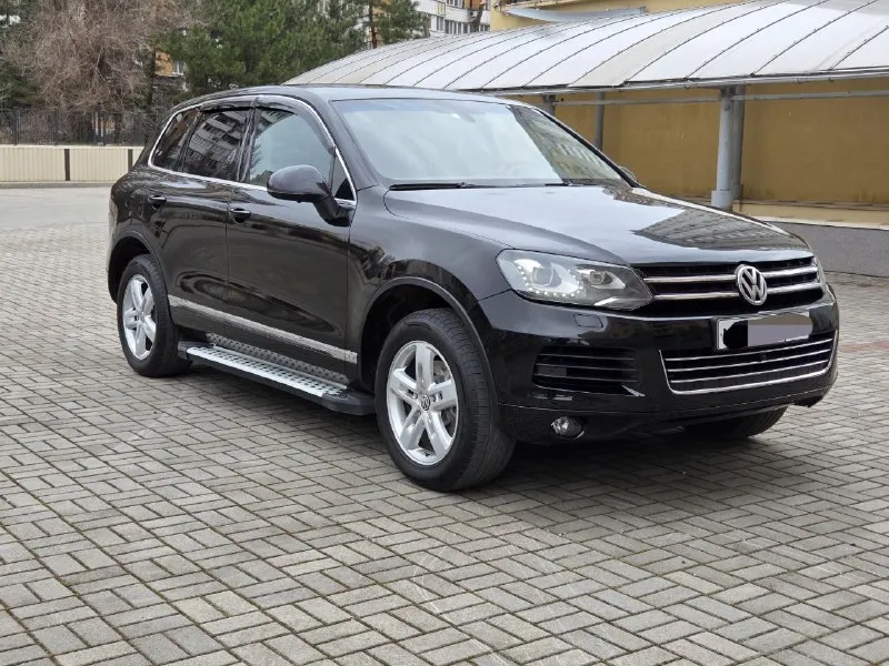 Volkswagen touareg 3,6 бензин 2010г 238т км отличное состояние, все работает без нюансов и вложений! без дтп, освежался вкруг. без пневмы, безключевой доступ, камеры 360, электро привод багажника и др. 1,730 млн руб 9495213411 - фотография - 3